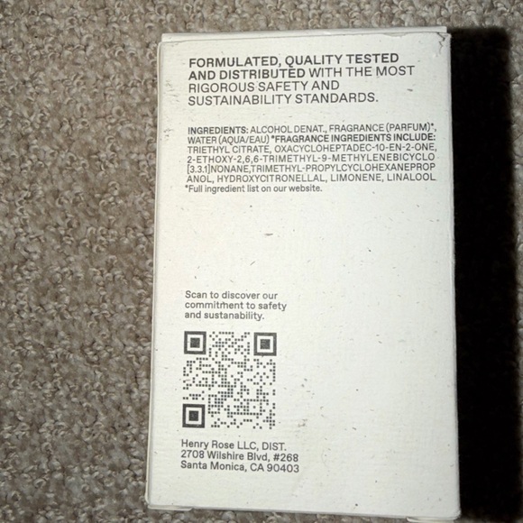 Henry Rose Sheep’s Clothing Bottle - Picture 6 of 7